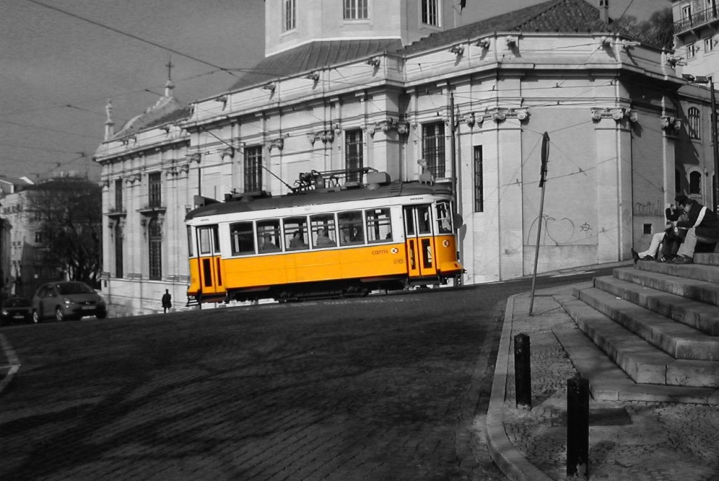 Tranvia 28 por las colinas de Lisboa. Foto:  Celtacorto