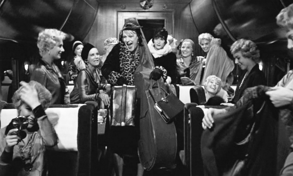 Fotograma de la película en el interior del tren