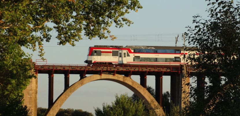 ¿Como-adquirir-el-abono-gratuito-para-Cercanias-Rodalies-y-Media-Distancia-Fondo