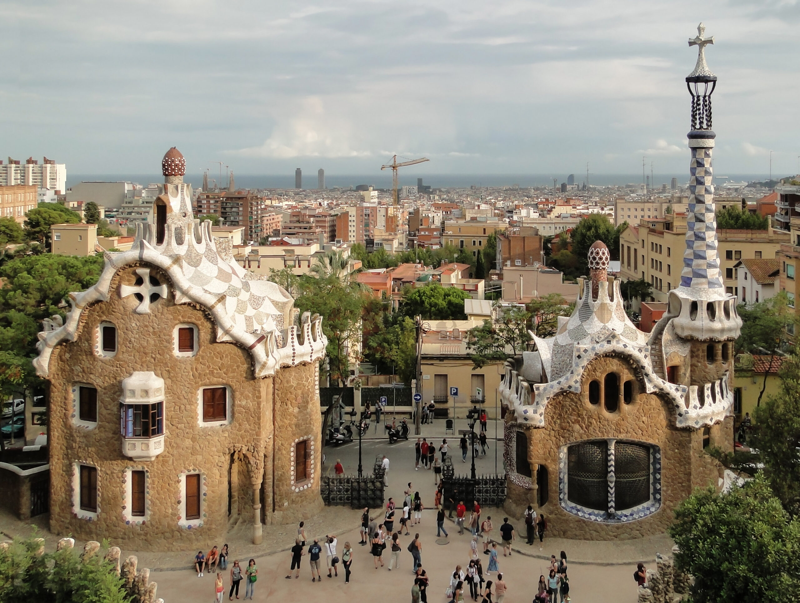 Vista del parque Güell (CC BY SA) BERNARD GAGNON-WIKIMEDIA COMMONS
