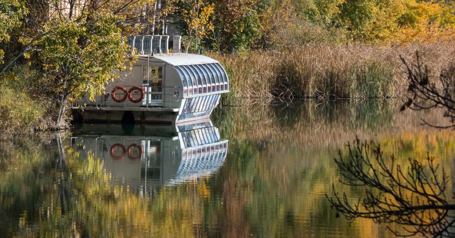 Tren Canal de Castilla. © ADOBE STOCK-ADOBE EXPRESS.