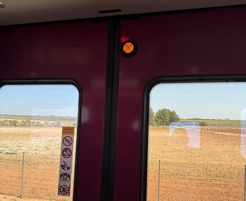 Señal de puerta inútil encendida. © CHRISTIAN MUÑOZ.