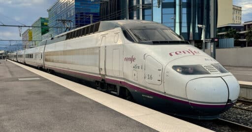 Renfe AVE train at Perpignan station covering a Barcelona-Lyon service (CC BY SA) MNXANL-Wikimedia Commons. Cropped and colour modified image